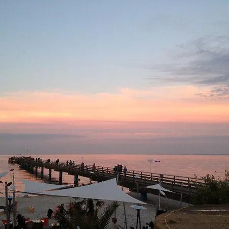 Riv 14 - Riviera - Seeblick - Aussenschwimmbad *